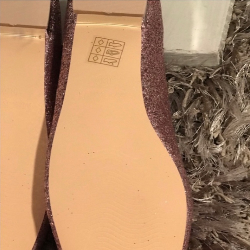PRINCESS  LOOK  (1pair left) 8.5 - Picture 4 of 4